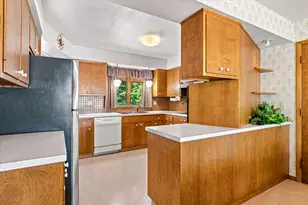 1621 N 29th St, Sheboygan, WI 53081 - Photo 10