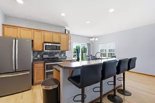 3830 Creekside Dr, Waukesha, WI 53189 - Photo 8