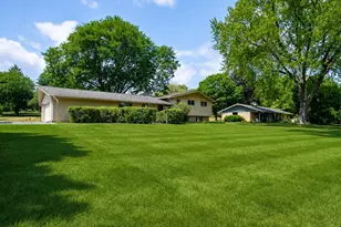 2050 Mt Kisco Dr, Elm Grove, WI 53122 - Photo 50