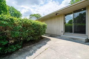2050 Mt Kisco Dr, Elm Grove, WI 53122 - Photo 54