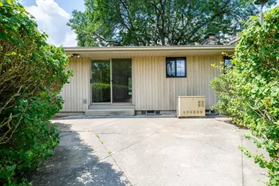 2050  Mt Kisco Dr, Elm Grove, WI 53122 - Photo 56