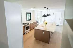 2050 Mt Kisco Dr, Elm Grove, WI 53122 - Photo 18