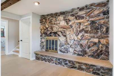 2050  Mt Kisco Dr, Elm Grove, WI 53122 - Photo 42