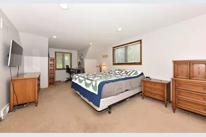 2805 S 83rd St, West Allis, WI 53219 - Photo 22