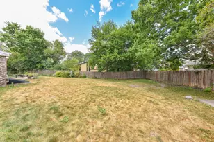 2805 S 83rd St, West Allis, WI 53219 - Photo 44