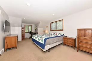 2805 S 83rd St, West Allis, WI 53219 - Photo 6