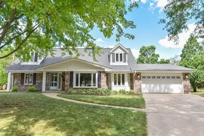 2805 S 83rd St, West Allis, WI 53219 - Photo 2
