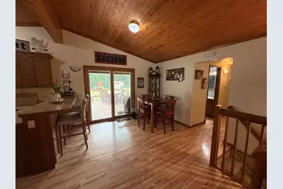 510  Laurel Dr, Francis Creek, WI 54214 - Photo 6