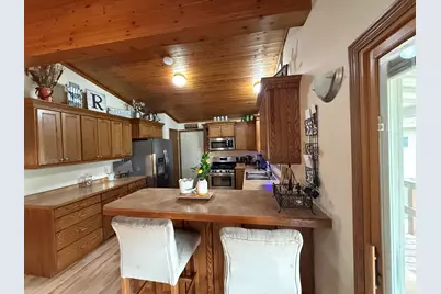 510  Laurel Dr, Francis Creek, WI 54214 - Photo 4