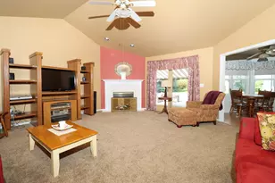 3906 Jacob Ct, Racine, WI 53403 - Photo 4