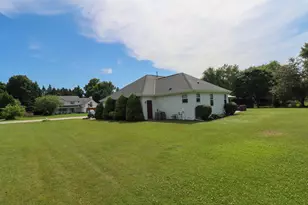 3906 Jacob Ct, Racine, WI 53403 - Photo 22