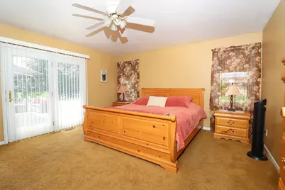 3906  Jacob Ct, Racine, WI 53403 - Photo 10