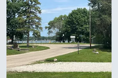 34123  Oakwood Dr, Burlington, WI 53105 - Photo 18