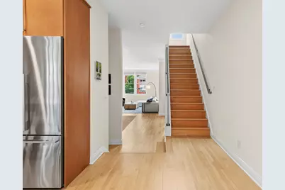 2010 E Windsor Pl #C, Milwaukee, WI 53202 - Photo 22