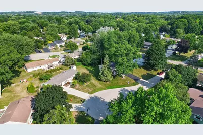 2470  Lionel Ct, Brookfield, WI 53045 - Photo 50