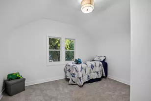 2467 N 57th St, Milwaukee, WI 53210 - Photo 24