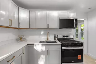 2467 N 57th St, Milwaukee, WI 53210 - Photo 12