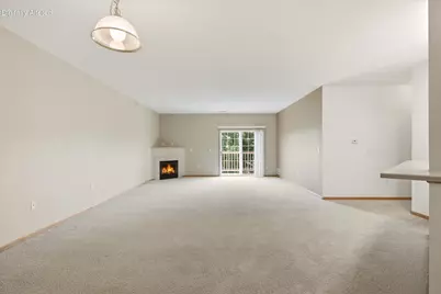 6020 S Buckhorn Ave #210, Cudahy, WI 53110 - Photo 8