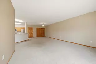 6020 S Buckhorn Ave, Cudahy, WI 53110 - Photo 10