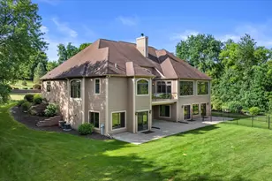 4042 Coopers Hawk Dr, Richfield, WI 53033 - Photo 6