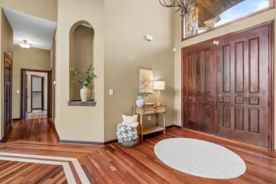 4042  Coopers Hawk Dr, Richfield, WI 53033 - Photo 8