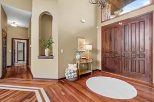 4042 Coopers Hawk Dr, Richfield, WI 53033 - Photo 8