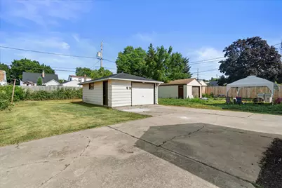 3428 S 3rd St, Milwaukee, WI 53207 - Photo 26