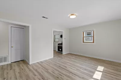 3428 S 3rd St, Milwaukee, WI 53207 - Photo 8