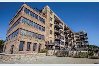 215 W Maple St #110, Milwaukee, WI 53204 - Photo 34