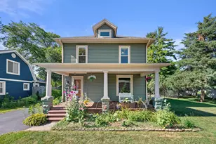 314 Lawn St, Hartland, WI 53029 - Photo 1
