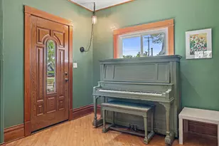 314 Lawn St, Hartland, WI 53029 - Photo 4
