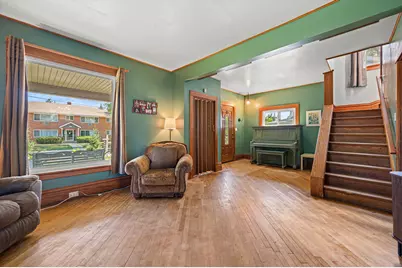 314  Lawn St, Hartland, WI 53029 - Photo 2