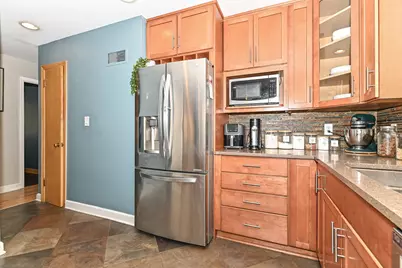 306 N Pinecrest St, Milwaukee, WI 53208 - Photo 20