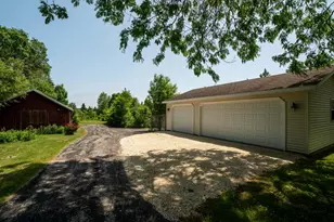 628 Port Washington Rd, Grafton, WI 53024 - Photo 40