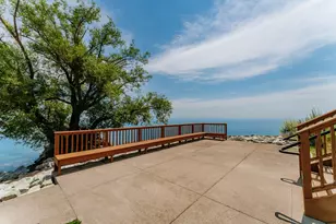 3844 S Lake Dr, Saint Francis, WI 53235 - Photo 36