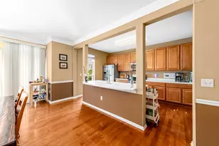 3844 S Lake Dr, Saint Francis, WI 53235 - Photo 12