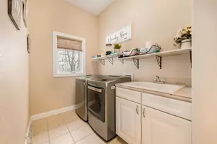 W209N11385 Reger Ct, Germantown, WI 53022 - Photo 18