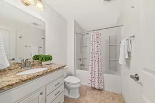 1311 Prairie Creek Blvd, Oconomowoc, WI 53066 - Photo 20