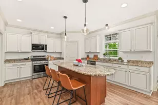 1311 Prairie Creek Blvd, Oconomowoc, WI 53066 - Photo 10