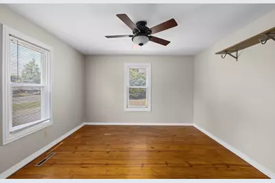 1105  19th St, La Crosse, WI 54601 - Photo 8