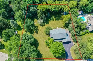 371 Frost Dr, Williams Bay, WI 53191 - Photo 8
