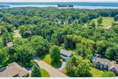 371  Frost Dr, Williams Bay, WI 53191 - Photo 6