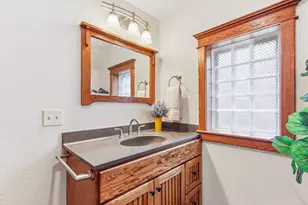 518 E Capitol Dr, Hartland, WI 53029 - Photo 22