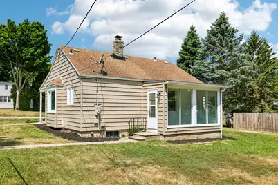 4650 S 109th St, Greenfield, WI 53228 - Photo 24