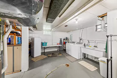 2408  Mitchell St, Racine, WI 53403 - Photo 32
