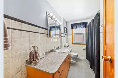 2408  Mitchell St, Racine, WI 53403 - Photo 34