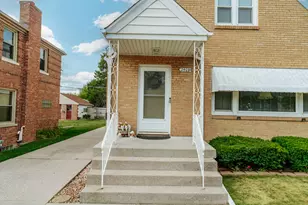 2408 Mitchell St, Racine, WI 53403 - Photo 4