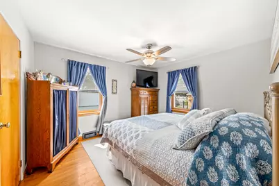 2408  Mitchell St, Racine, WI 53403 - Photo 20