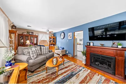 2408  Mitchell St, Racine, WI 53403 - Photo 16