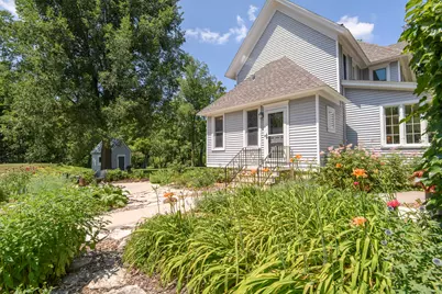 W247S8375  Stonehill Dr, Vernon, WI 53149 - Photo 8